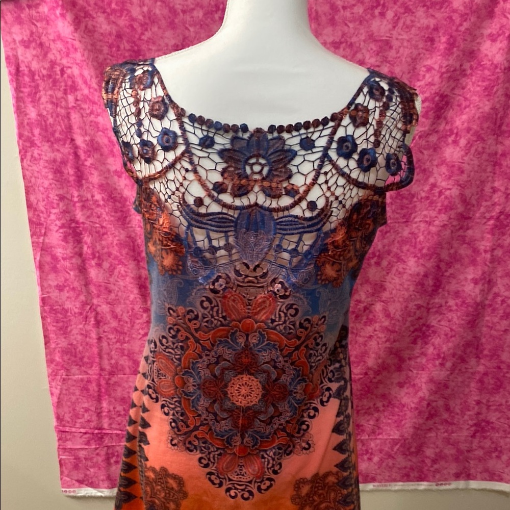 Asymmetrical Red, Blue and Black Sleeveless Tank Top - Picture 5 of 7